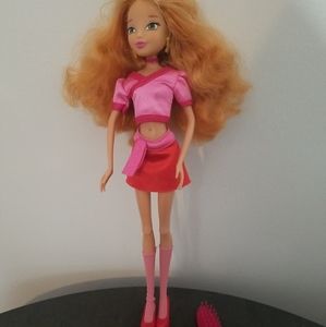 Winx Club Flora doll everyday collection with accessories